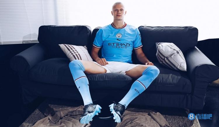 媒体人：山西男篮下午登上了前往杭州飞机，准备12日揭幕战