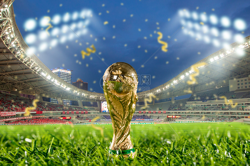 客战梅州建功，英博18岁小将杨铭锐斩获职业生涯首球（客场对阵梅州，18岁小将杨铭锐为英博攻入职业处子球）