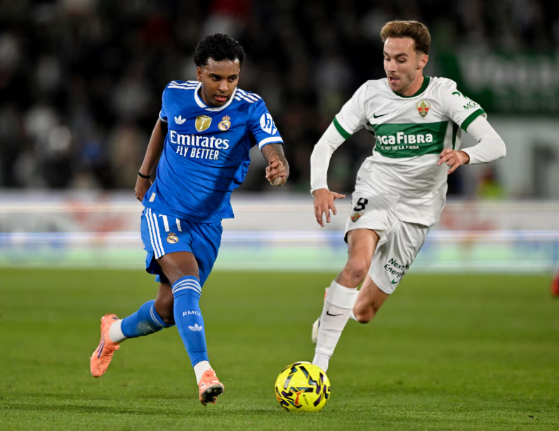 镜报：多特想明年夏天签桑乔，但后者必须接受大幅降薪（镜报：多特计划明夏签回桑乔，前提是他愿意大幅降薪）