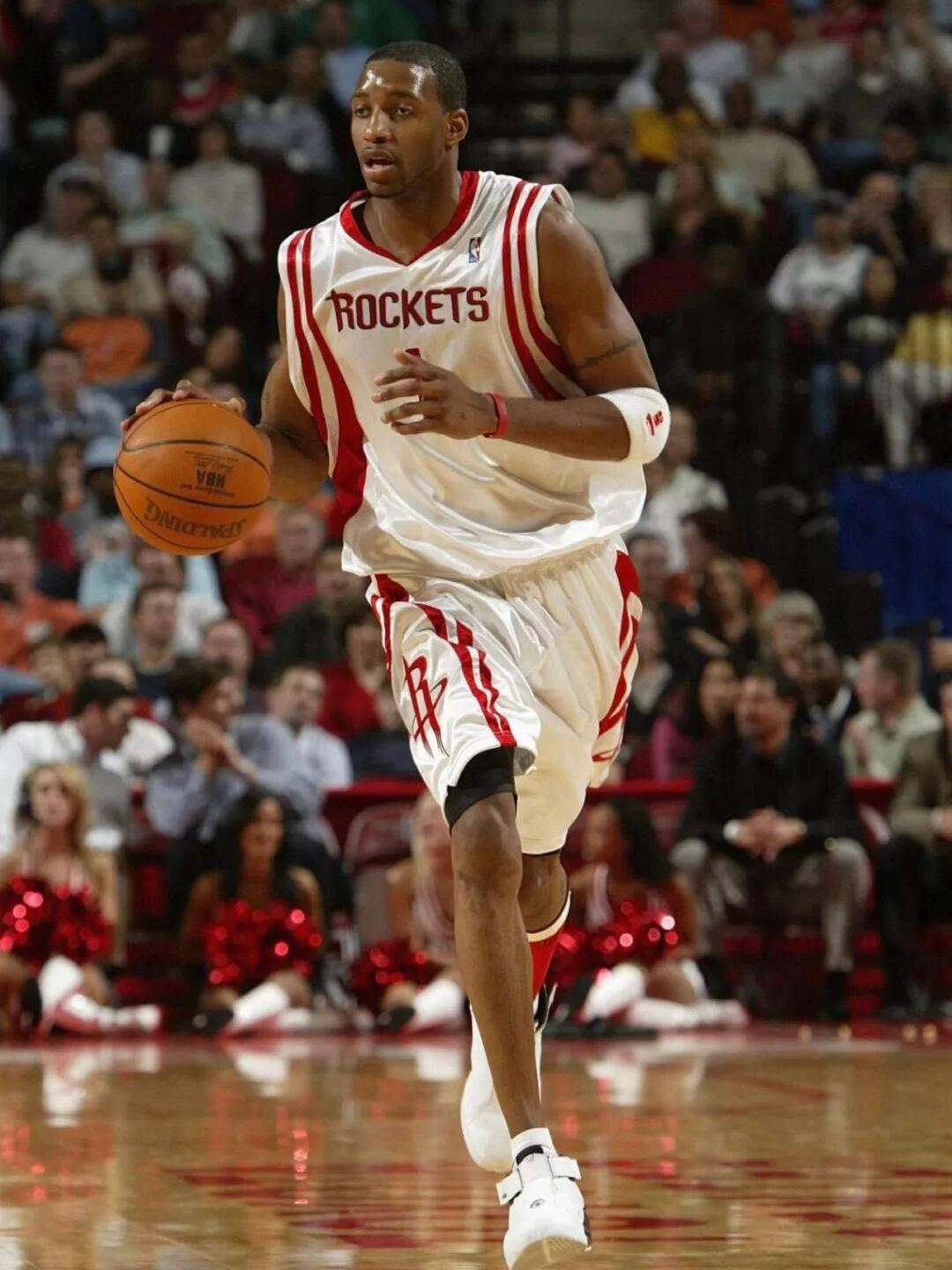 蒂尔潘生涯执法欧冠共判31粒点球，成为欧冠判点最多的主裁（蒂尔潘欧冠生涯累计吹罚31个点球，成欧冠点球判罚最多主裁）