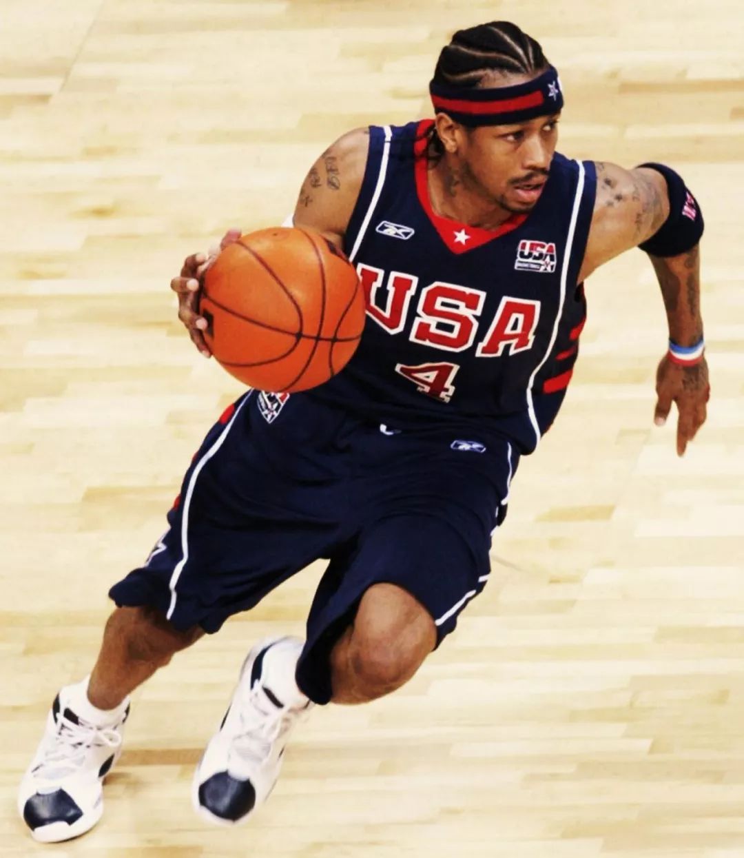 媒体人：王钰栋签欧洲经纪公司有足协的推动，只给了短期授权（媒体人曝足协推动王钰栋签约欧洲经纪公司，仅给予短期授权）