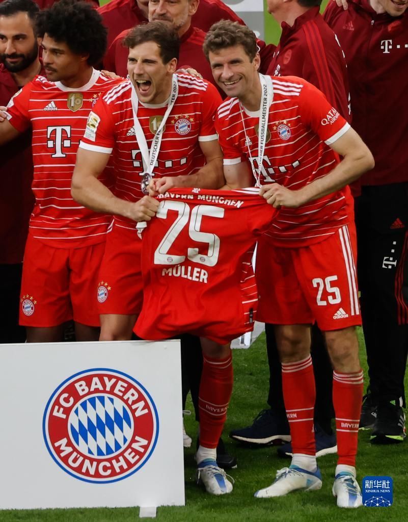 爱迪森巴杰2025季后赛轰3发本垒打，世界大赛G1代打满贯砲